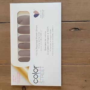 NWT Color Street Berlin It to Win It